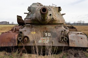 爱游戏大厅-传奇与新星的碰撞：经典选手的“火花”再现，火花传说百度百科