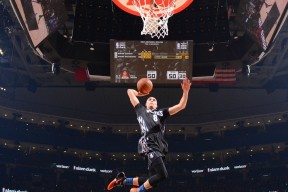 爱游戏电脑版官网-英超固若金汤：防线坚不可摧，战局胶着