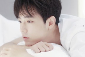 爱游戏电竞官网-_桥牌世界系列赛：智力对决引爆精彩_，桥牌比赛现场