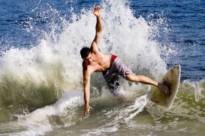 爱游戏体育官网-希腊女篮在欧洲锦标赛中再夺佳绩，传统劲旅不断刷新佳绩，希腊女篮u20直播